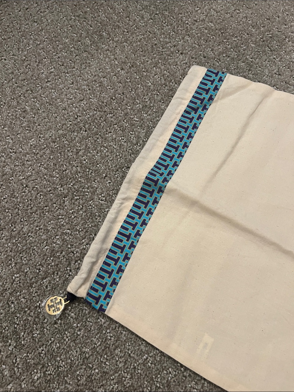 Tory Burch dust bag. - Picture 3 of 3